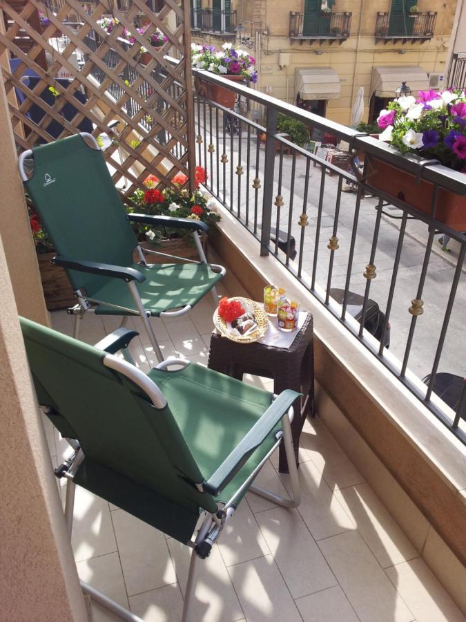 Marconi E Garibaldi 76 Apartment Castellammare del Golfo Kültér fotó